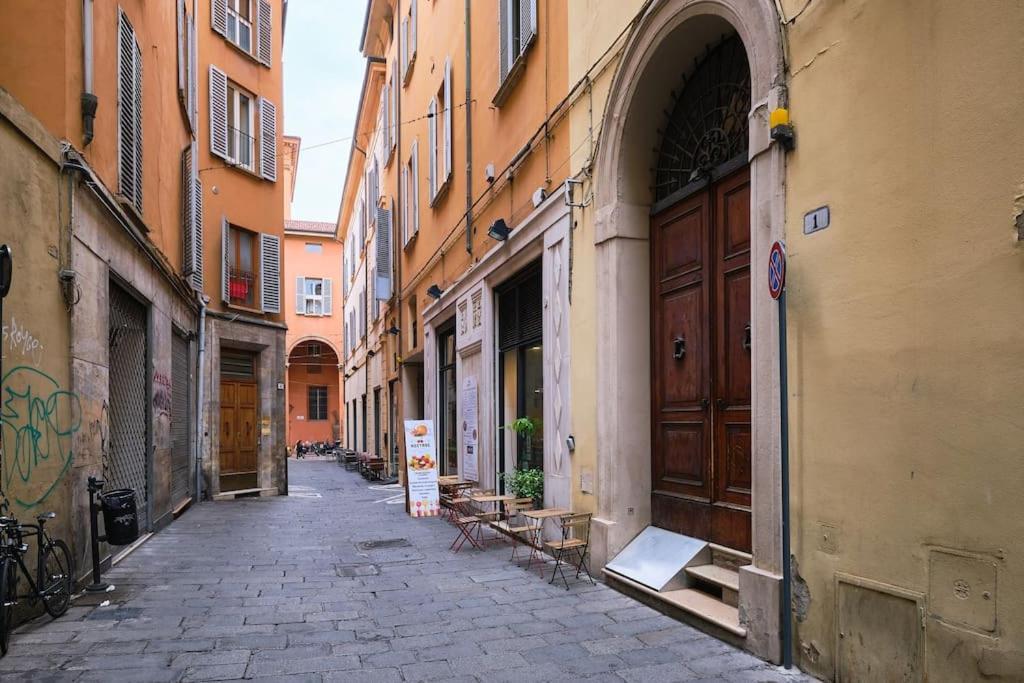 Lussuoso Appartamento Nel Cuore Del Centro Storico Bologna Exterior photo